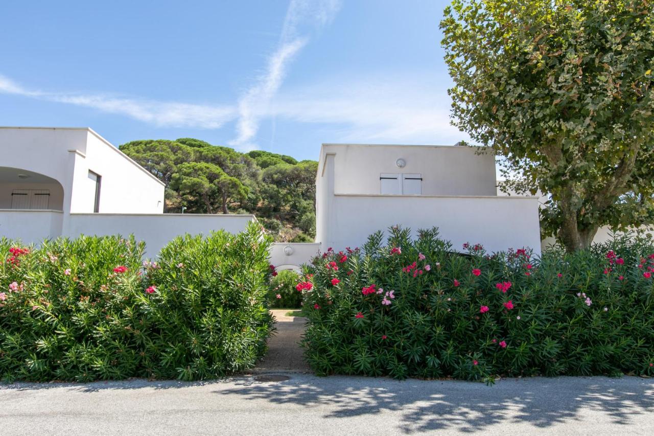 Beach Cannes Bungalows Le Cannet Exterior photo