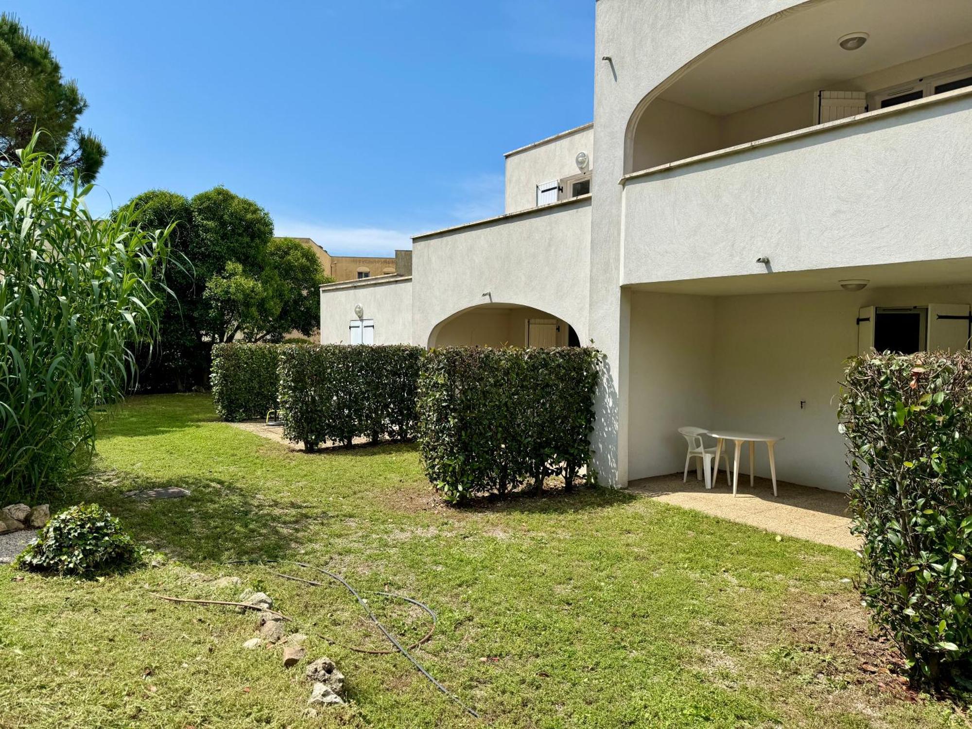 Beach Cannes Bungalows Le Cannet Exterior photo