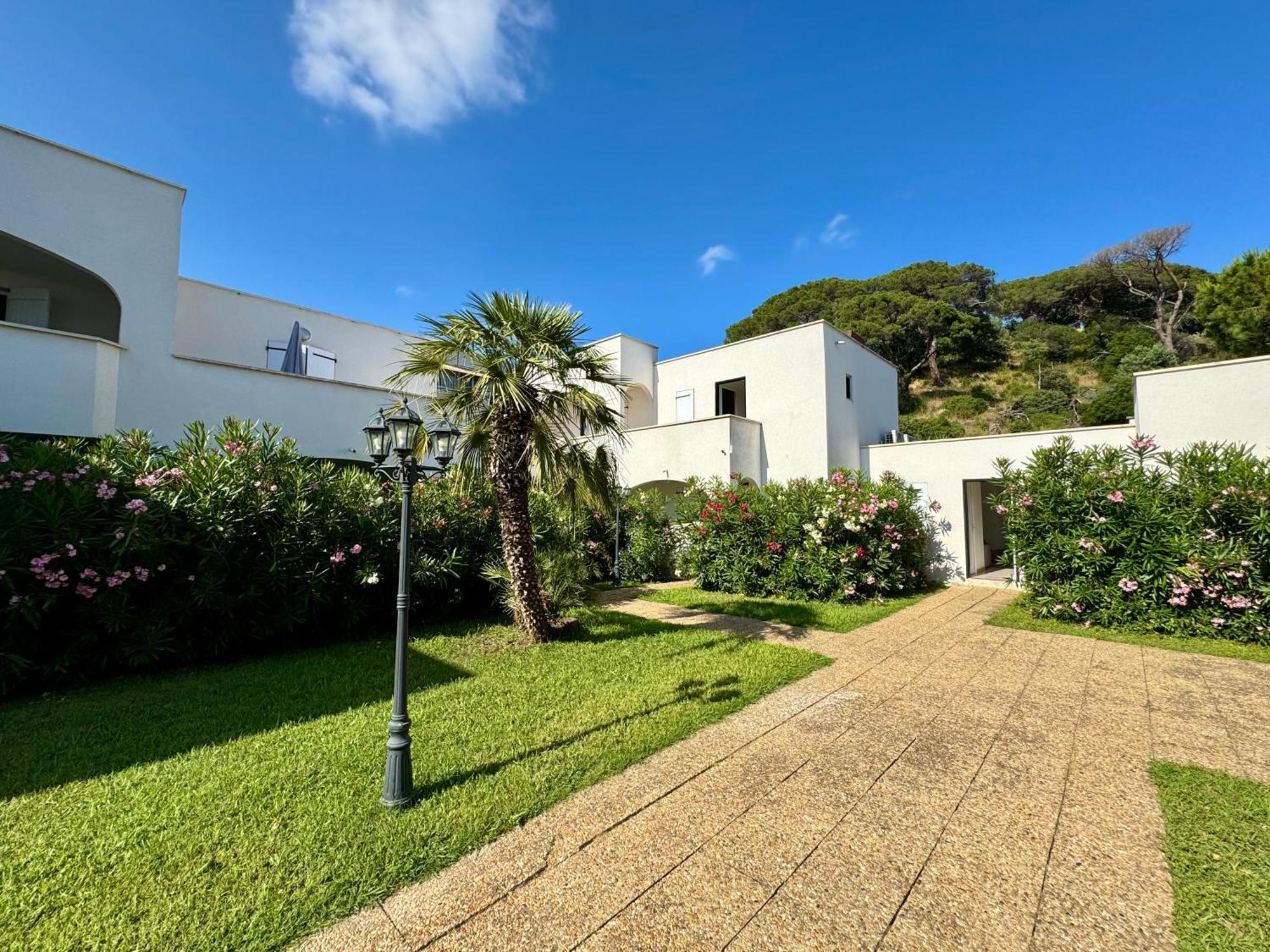 Beach Cannes Bungalows Le Cannet Room photo