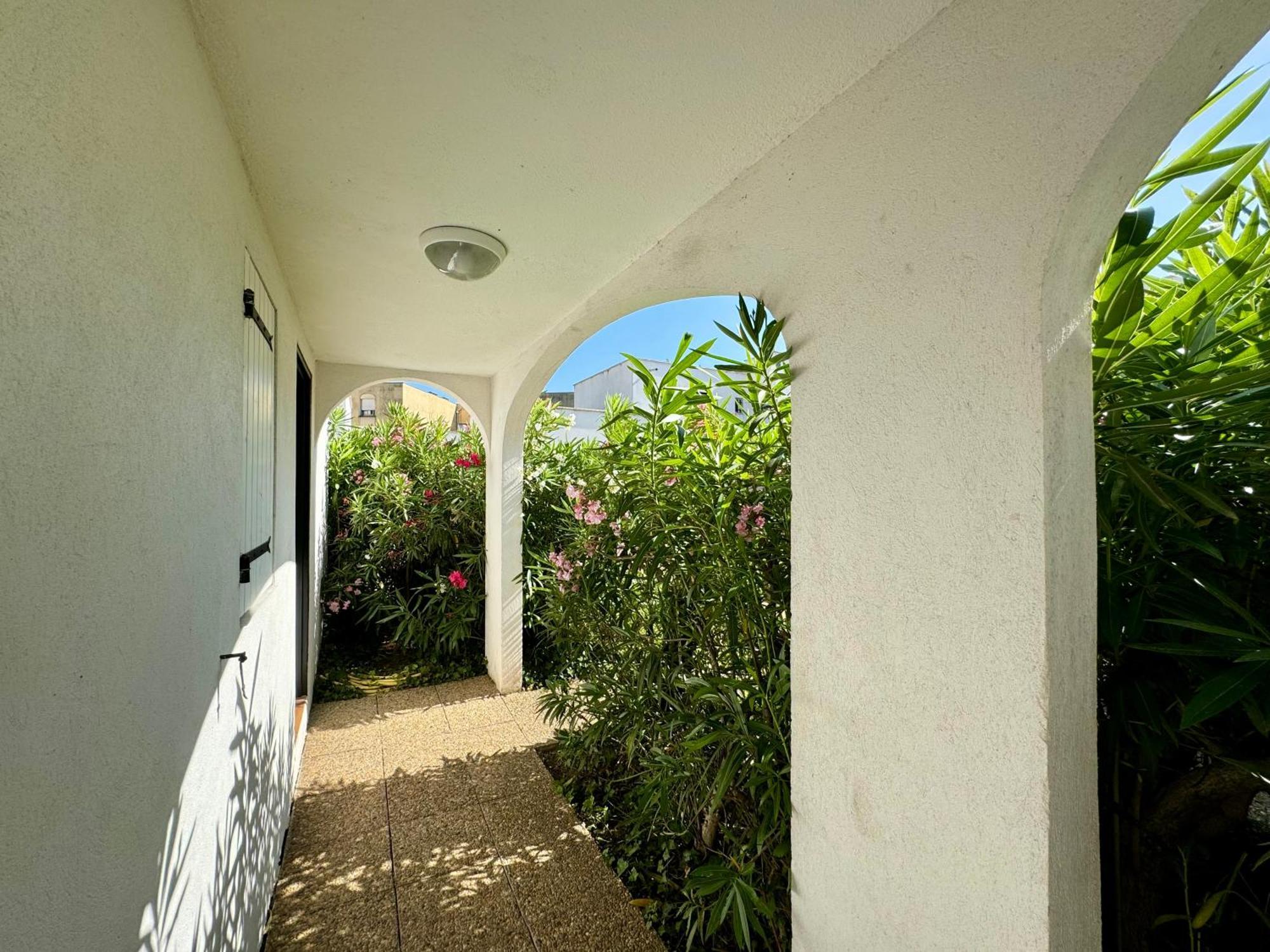 Beach Cannes Bungalows Le Cannet Exterior photo